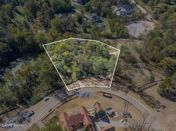 4 Banta Blvd, Pewee Valley, KY 40056