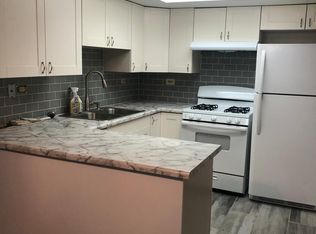 8010 W 84th St APT 2E, Justice, IL 60458