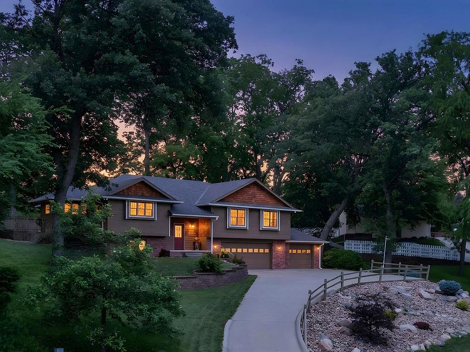 1st image of 56218 Grande Oak Ln