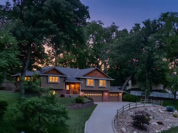 56218 Grande Oak Ln, Glenwood, IA 51534