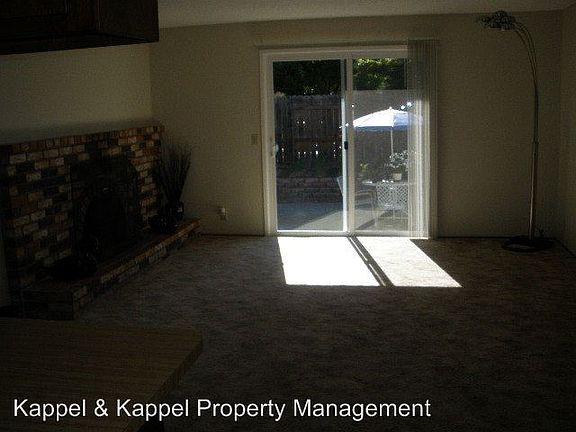 4th image of 536 Scottsdale Dr