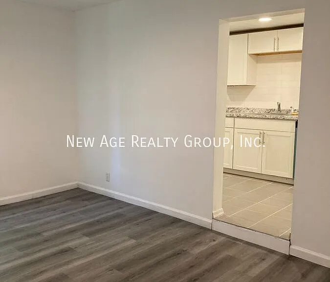 4629 Sansom St #1 — Photo 16