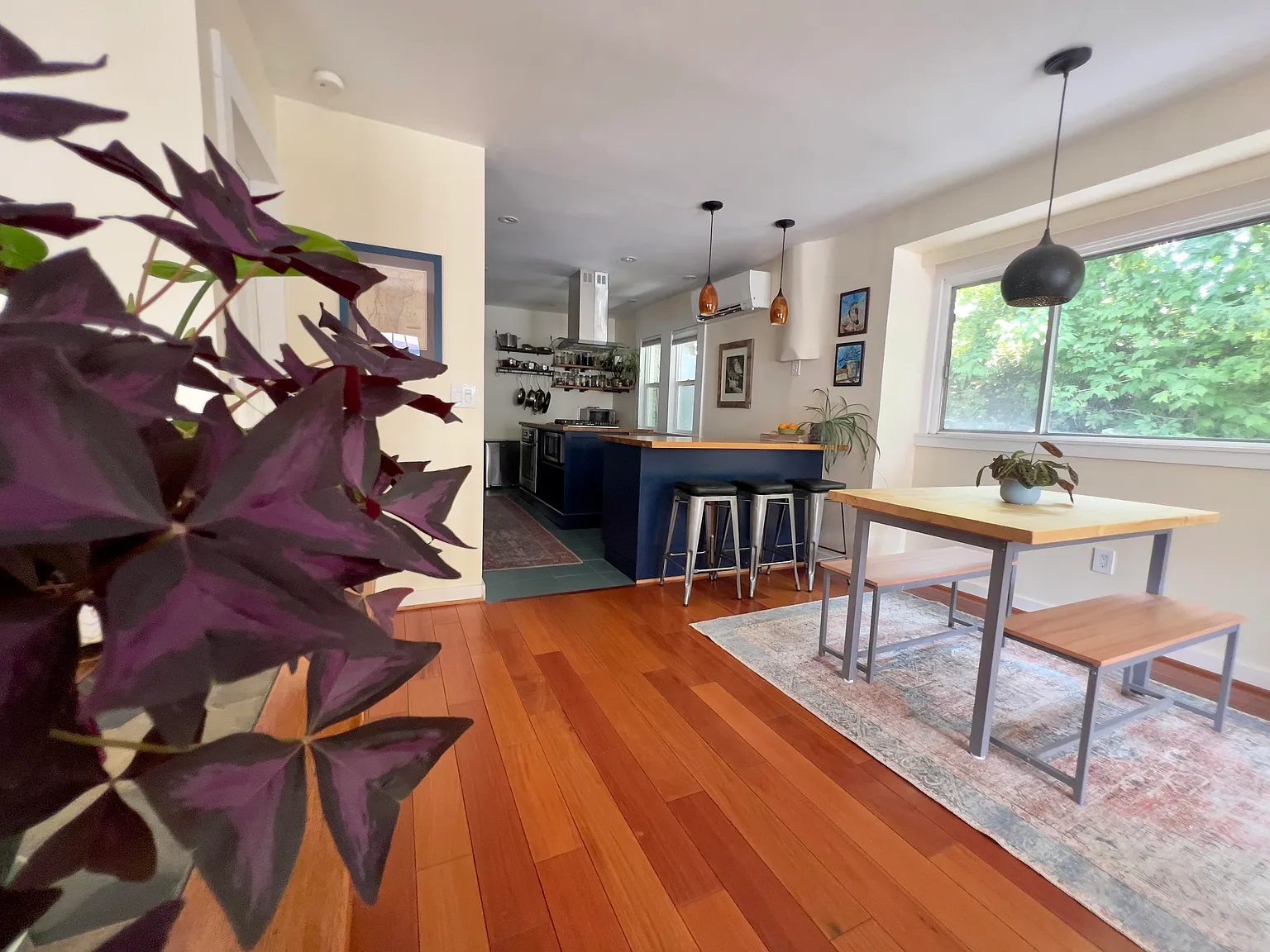 2 bed, 1700 sqft, $2,800 — Photo 1