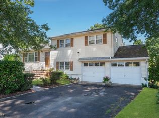 70 Highland Ave, Whippany, NJ 07981