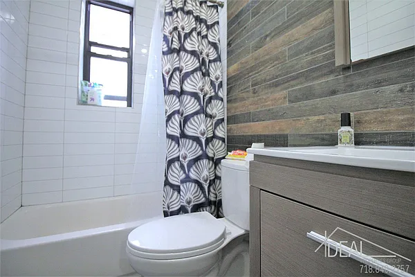 Rented by Ideal Properties Group | media 27