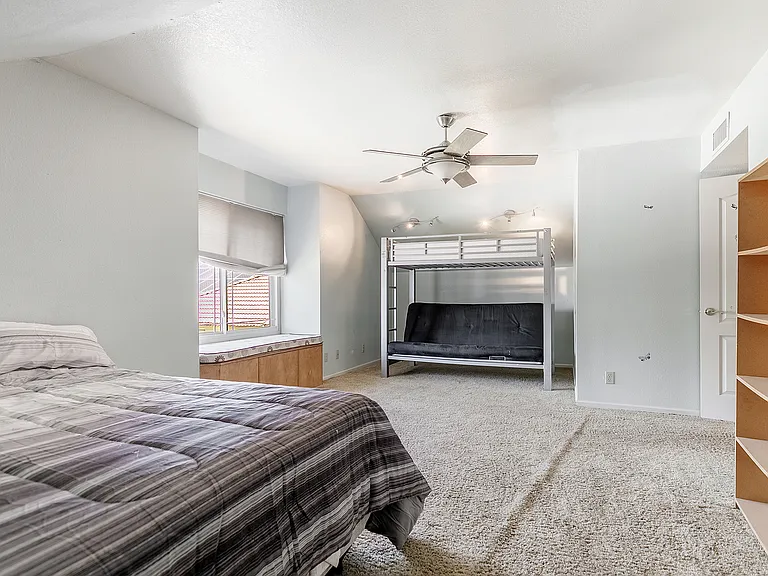1820 E Jasmine Cir — Photo 26