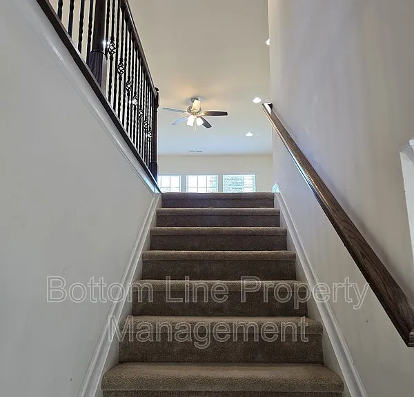 10708 Sky Chase Ave NW — Photo 28