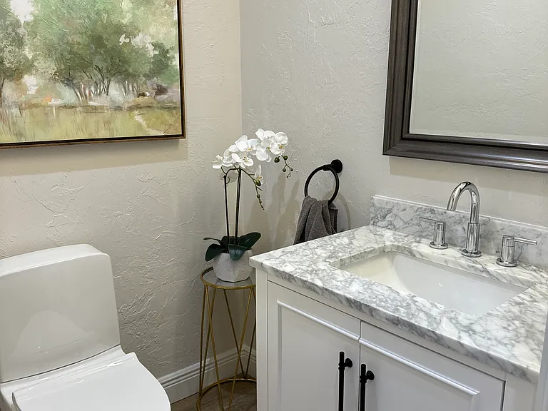 308 Sharwood Dr — Photo 12