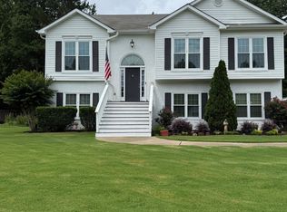 60 Buck Trl, Newnan, GA 30265