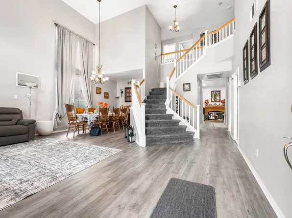 5658 Kingman Dr, Palmdale, CA 93552