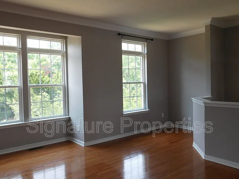 8197 Belton Cir — Photo 19