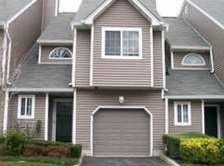 37 Eagle Ridge Way, Nanuet, NY 10954