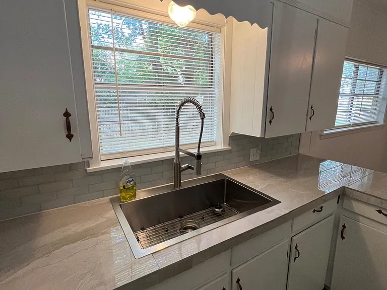 902 S Kaufman St — Photo 19