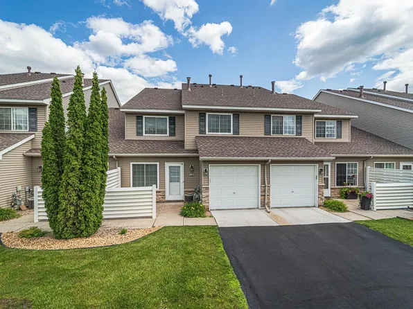 8313 Delaney Dr, Inver Grove Heights, MN 55076