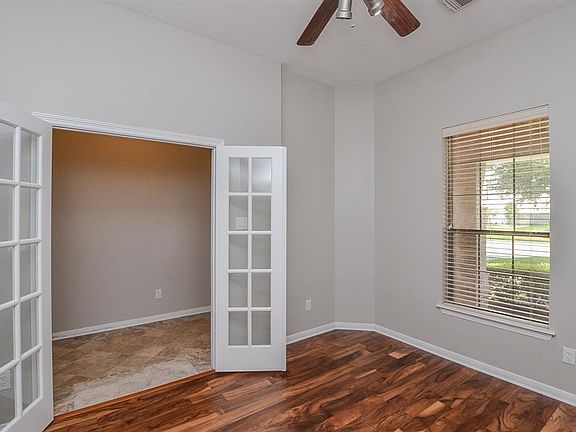 5th image of 21207 Dover Park Ln