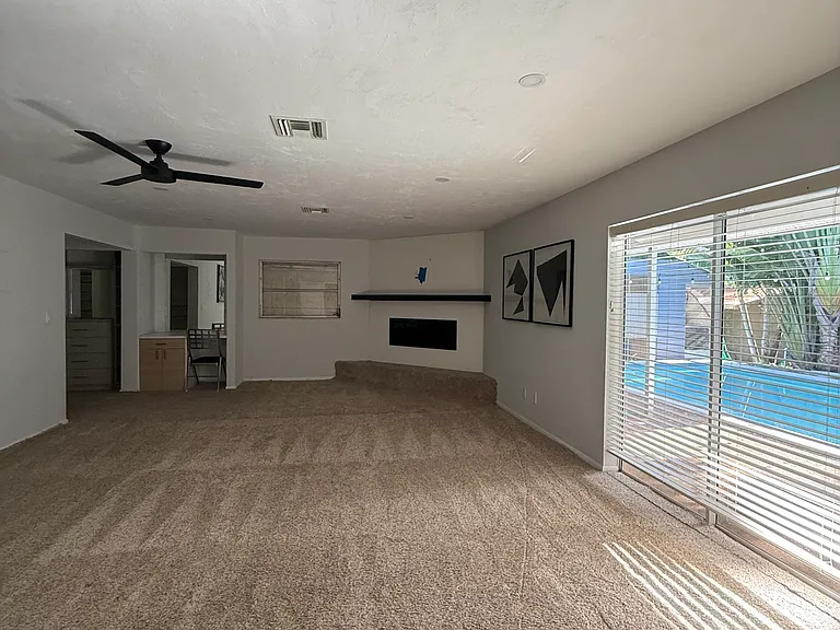 6150 Polly Ave — Photo 6