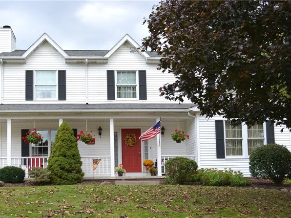 110 Cedar Woods Dr, Cuyahoga Falls, OH 44223