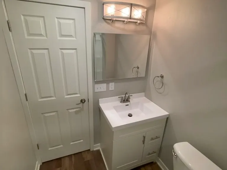 410 1st St #5 — Photo 5