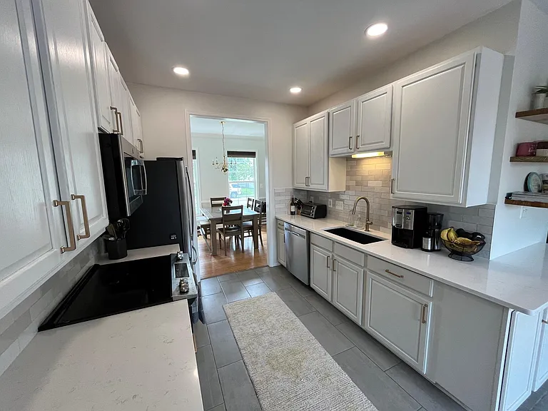 15 Indian Wood Ln — Photo 14