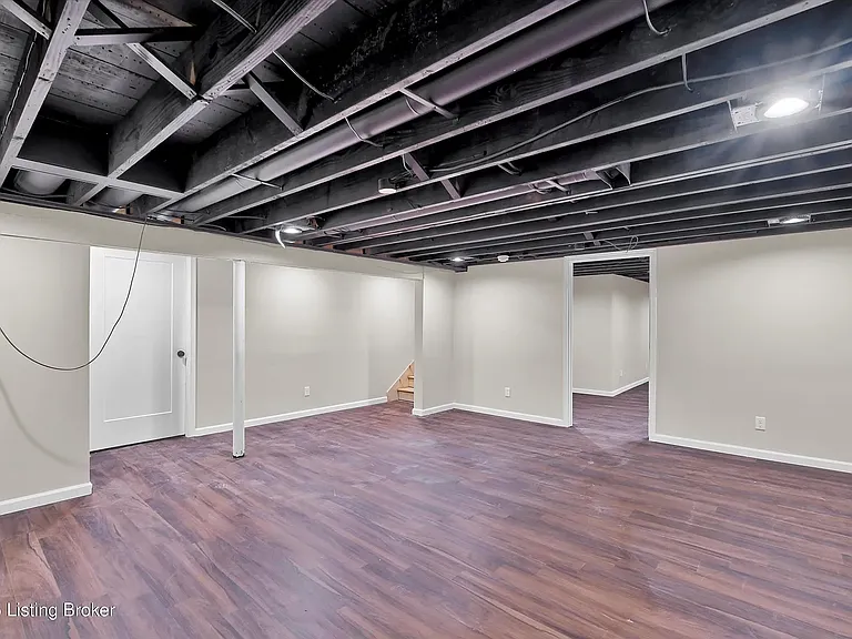 316 Short Rd — Photo 21