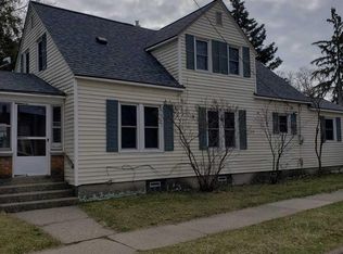 1272 Whiting St SW, Wyoming, MI 49509