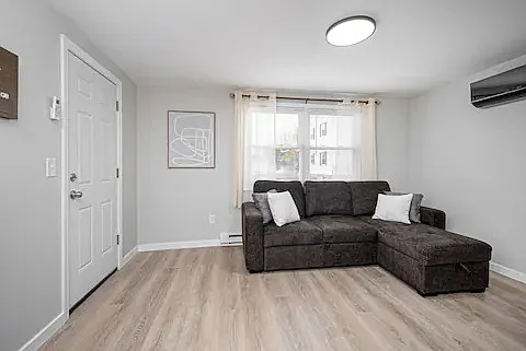21 Cherry St #8 — Photo 7