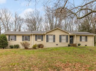 1326 Burton Valley Rd, Nashville, TN 37215