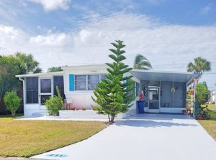 251 2nd St W, Nokomis, FL 34275