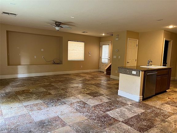 2nd image of 4793 Frankfurt Ct