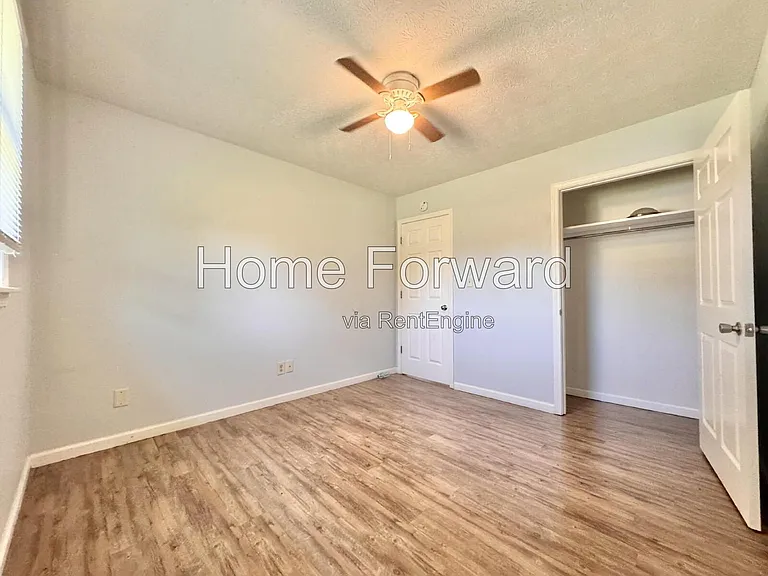 3533 Honey Jay Ct — Photo 10