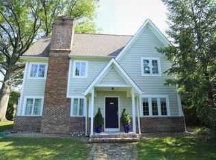 3255 Daleford Rd, Shaker Hts, OH 44120