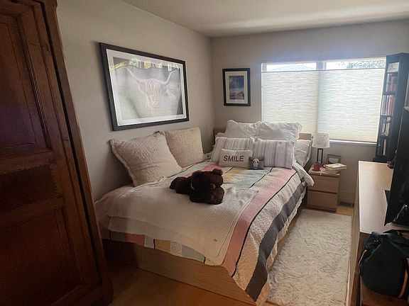 4th image of 453 Seaview Dr