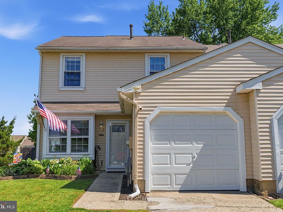 1st image of 72 Oakcrest Ln