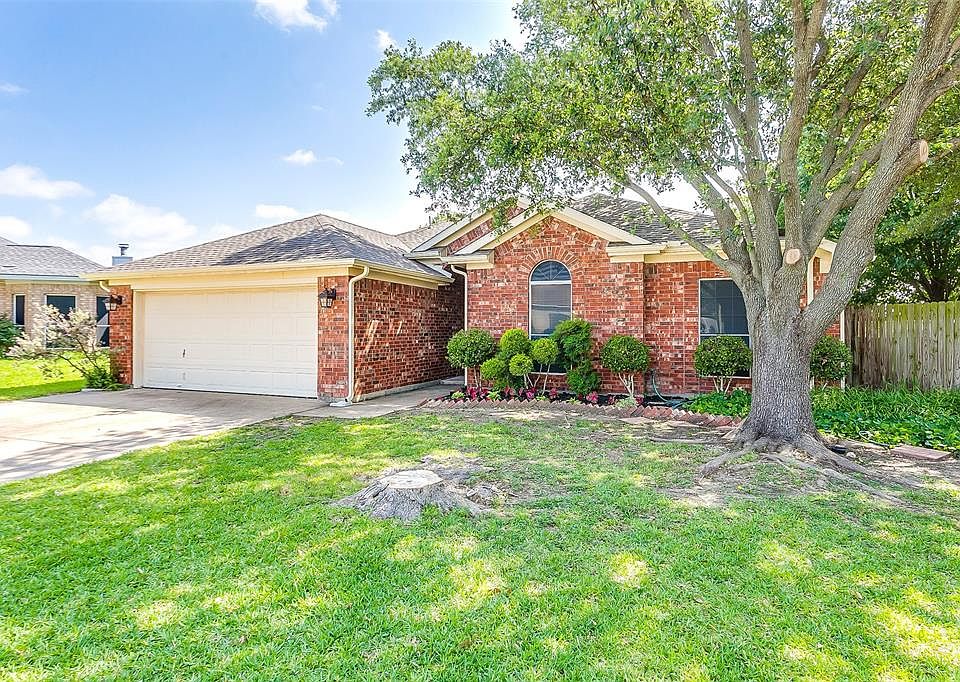 1st image of 8601 Cypress Gardens Dr