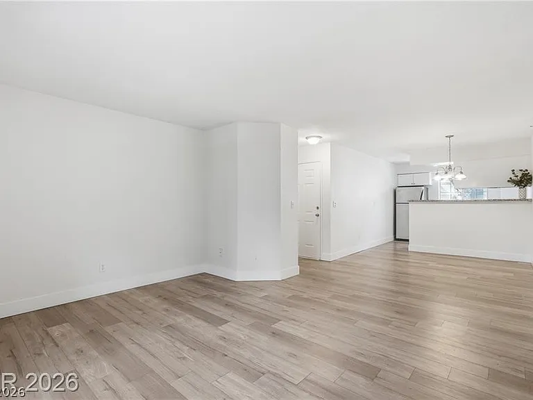 2750 S Durango Dr #1116 — Photo 8