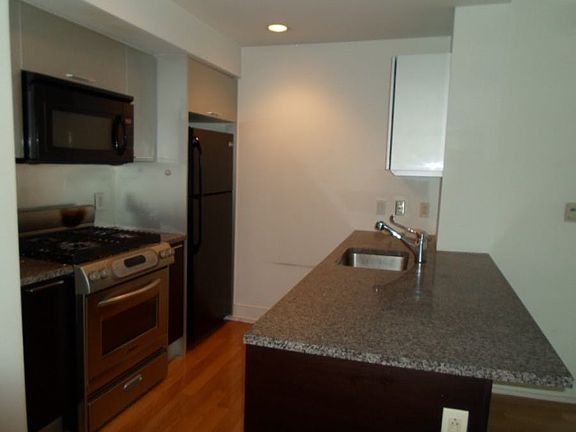 5th image of 350 W 42nd St APT 8A