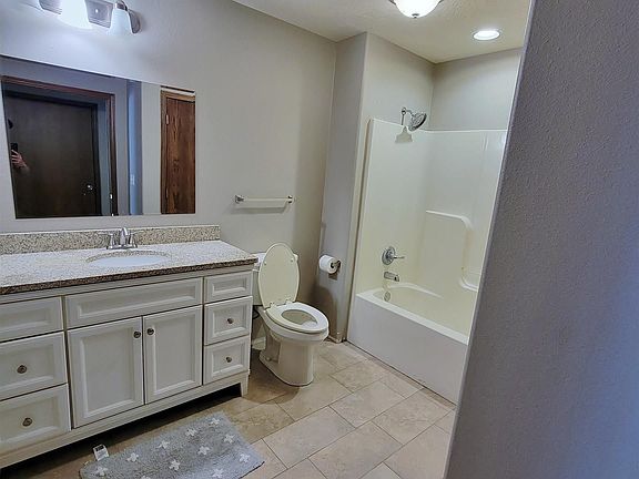 4th image of 3824 G St