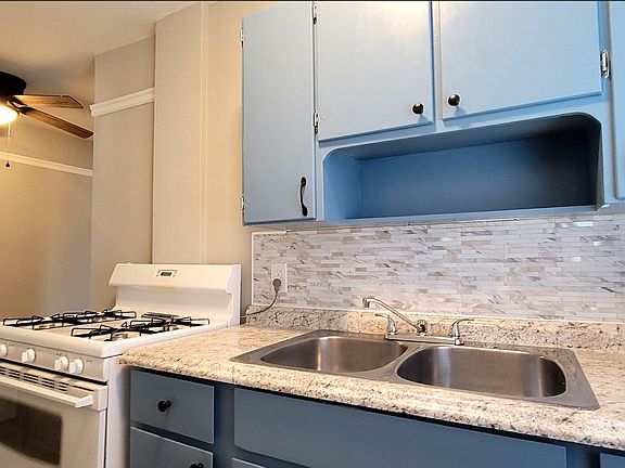 2nd image of 231 E Xenia Dr #A