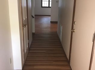 5 Terry Ct, Albany, NY 12205