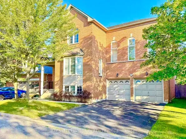 17 Weston Cres, Ajax, ON L1T 0C7