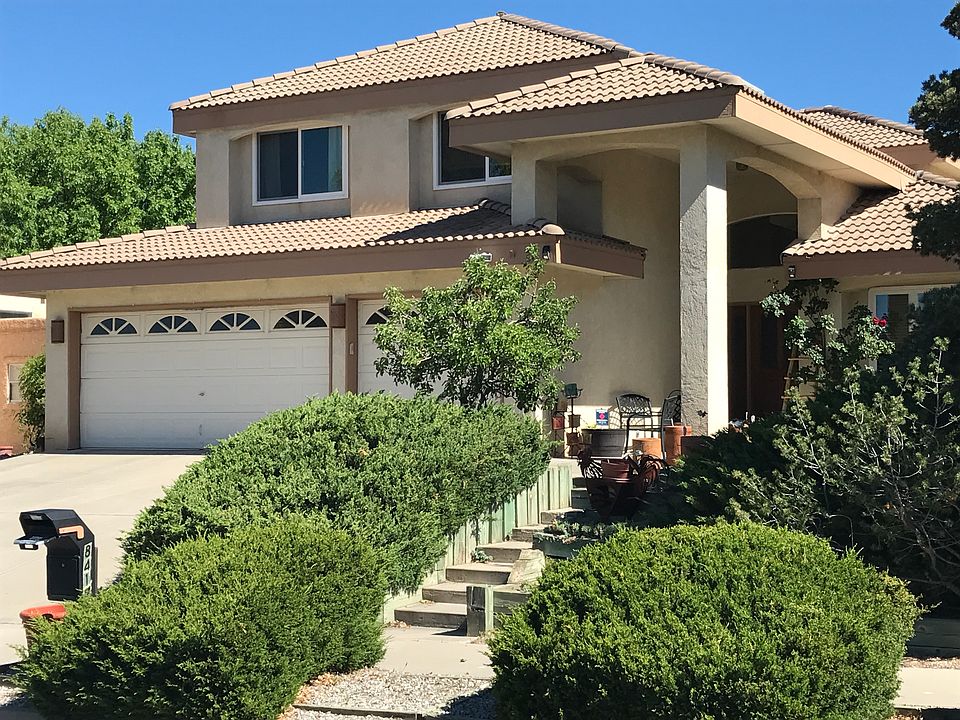 Amazing Remodel 4/5 Bdrm