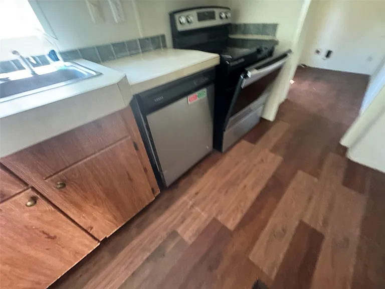 16415 Tamra Ct — Photo 10