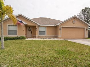 1161 SE Clifton Ln, Port Saint Lucie, FL 34983