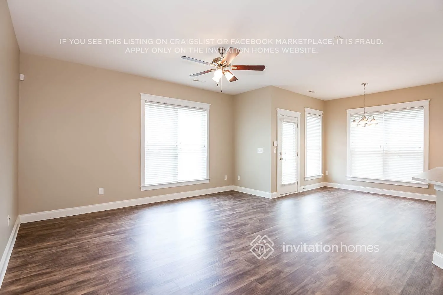 110 E Decatur Ave Mooresville, NC 28117 — Photo 2