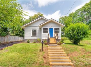 17 Dundee St, Asheville, NC 28801