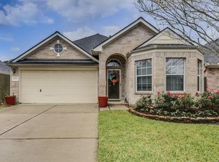 12115 Lakewood Villa Dr, Tomball, TX 77377