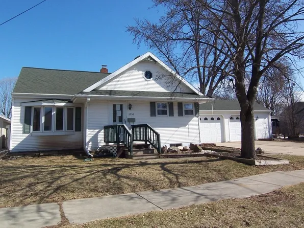 1050 6th St, Green Bay, WI 54304
