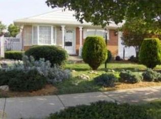 22920 Clinton St, Taylor, MI 48180
