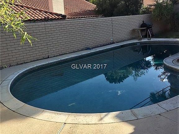 5th image of 3209 W Oakey Blvd