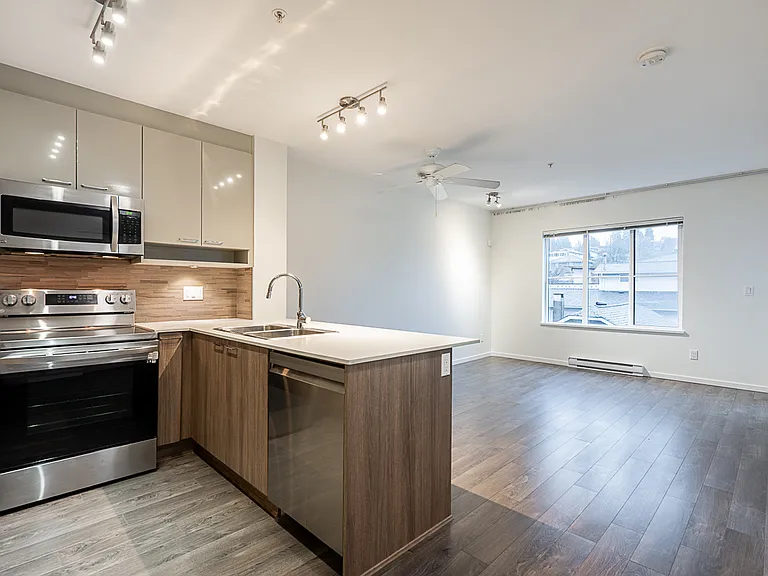 210 Lebleu St #30 — Photo 5